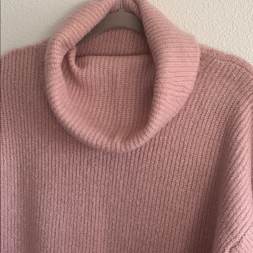 Cozy, blush pink turtleneck